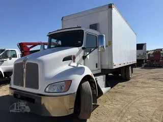 2017 KENWORTH T270