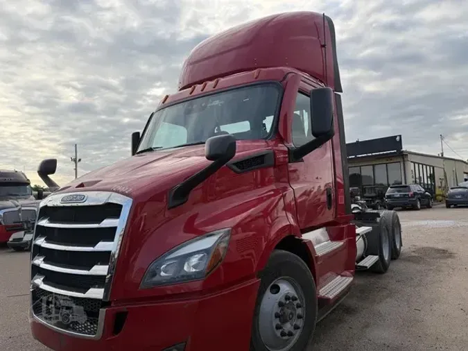 2022 FREIGHTLINER CASCADIA 11600cbeb59e4277299a92a98d84d300ea3