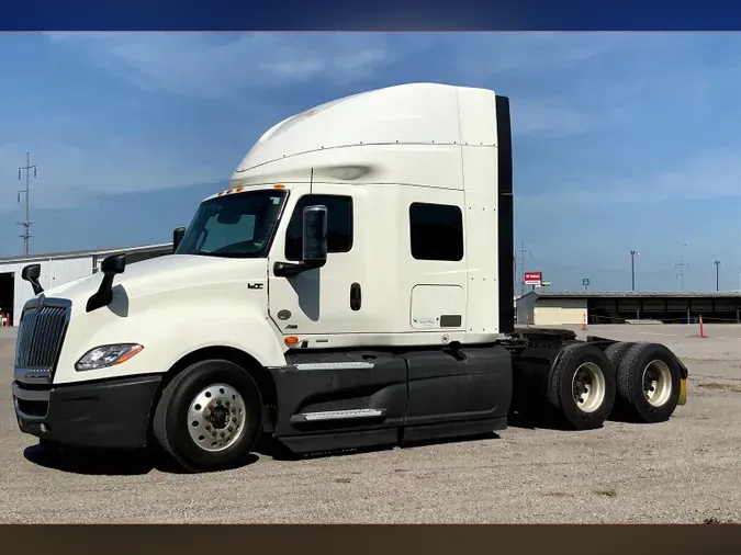 2022 INT LT625 6x4