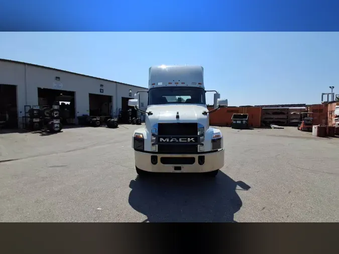 2019 Mack Anthem00ce5fcac5c62832a931ba70603fa1e8