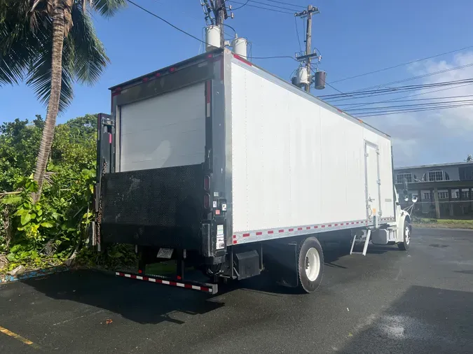 2018 FREIGHTLINER/MERCEDES M2 106