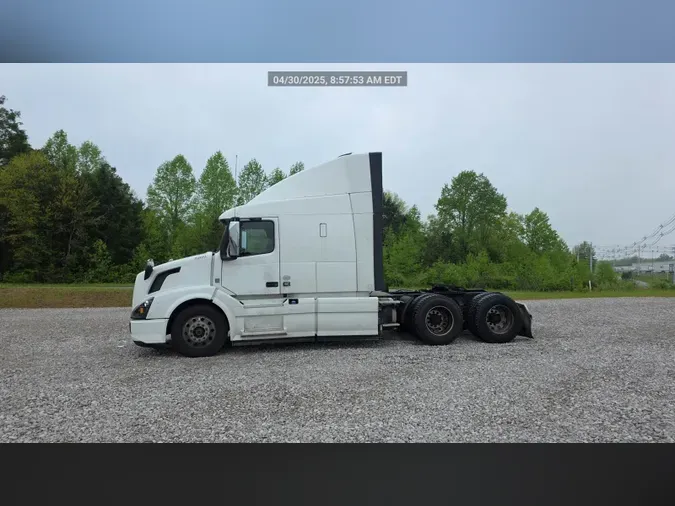 2018 Volvo VNL 740