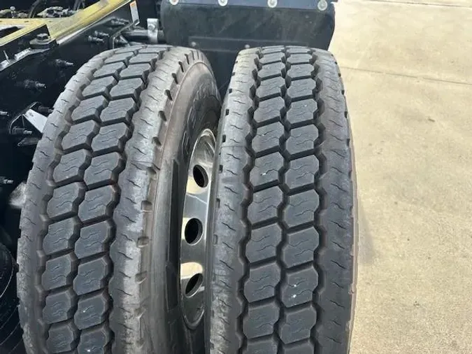 2021 Peterbilt 579