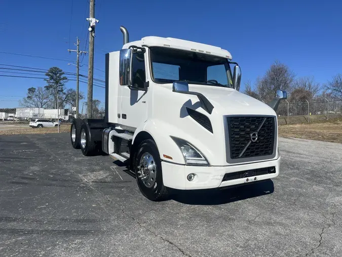 2020 Volvo VNL64T30000e11862fc6e8f4f619c2816b21fcb84