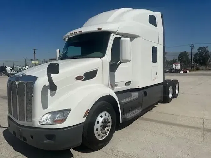 2021 Peterbilt 579