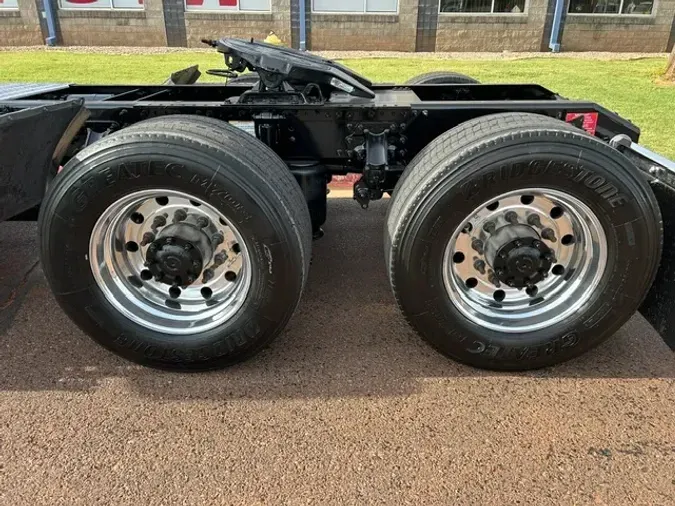 2022 VOLVO VNR30000e47b818a9b2c6e96d17b8f5b9e318a
