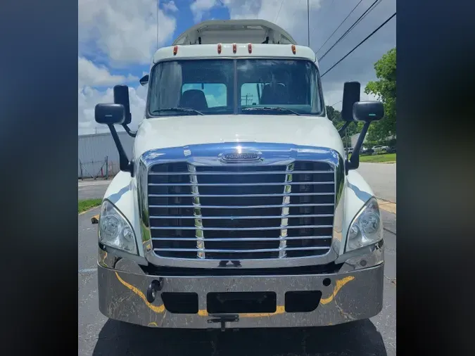 2020 FREIGHTLINER CASCADIA 125