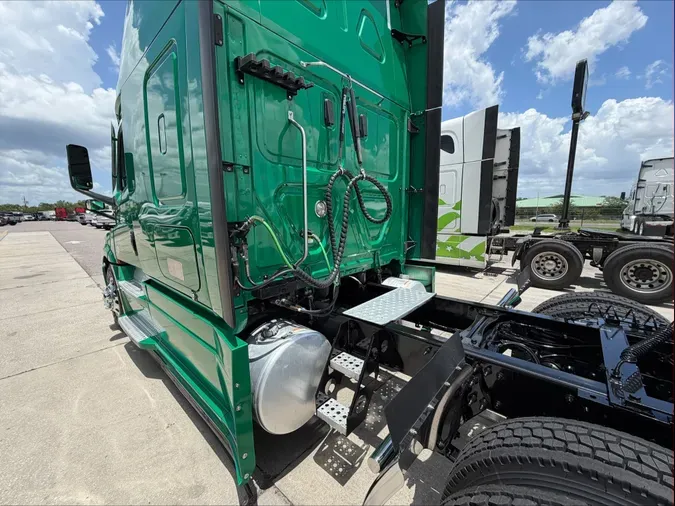2022 Freightliner PT126SLP