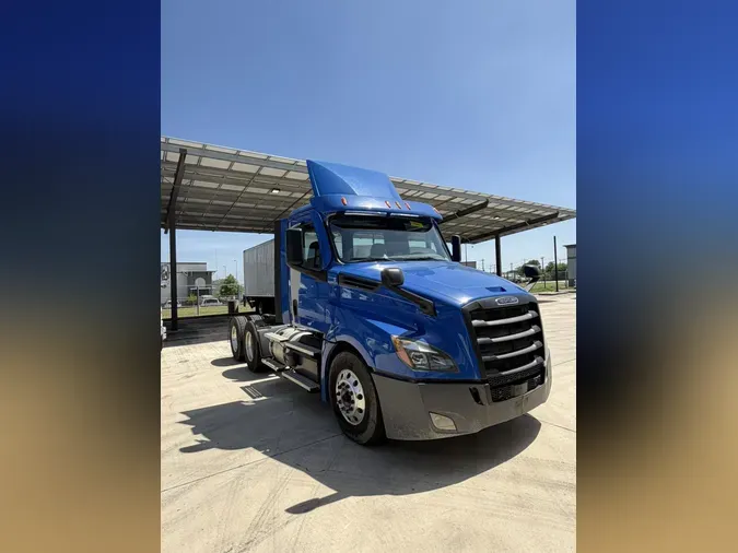 2020 Freightliner Cascadia