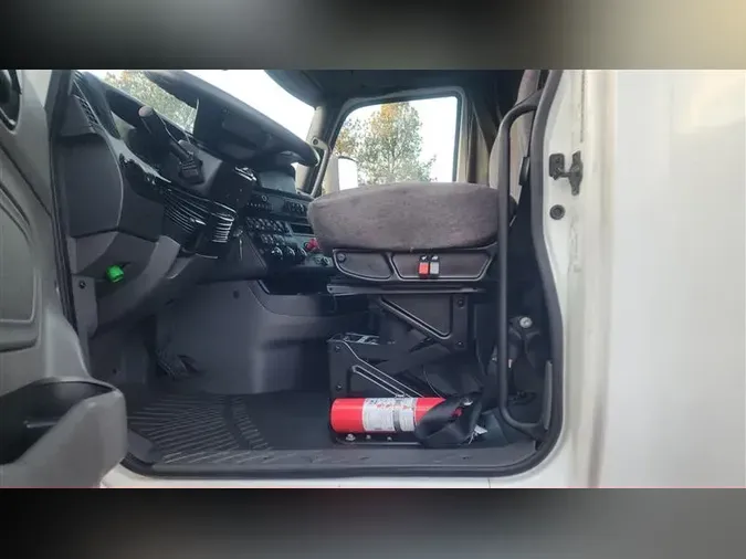 2020 INTERNATIONAL LT