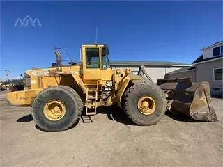 2000 VOLVO L220D