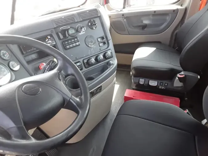 2020 FREIGHTLINER/MERCEDES CASCADIA 125