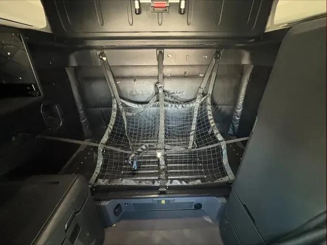 2023 Freightliner Cascadia 12600f2490f248ea5c273f0c5d301d97e2e