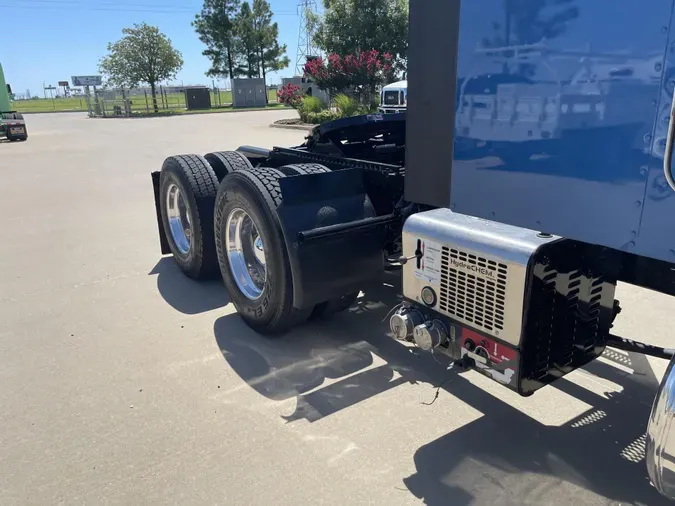 2023 Peterbilt 579