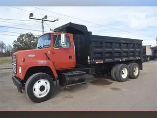 1994 FORD L8000