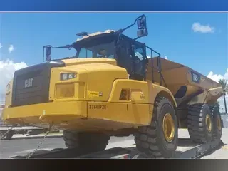 2019 CATERPILLAR 745