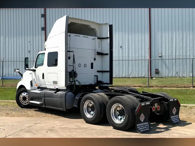 2022 INT LT625 6x4