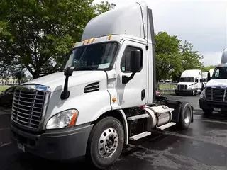 2013 Freightliner CASCADIA 113