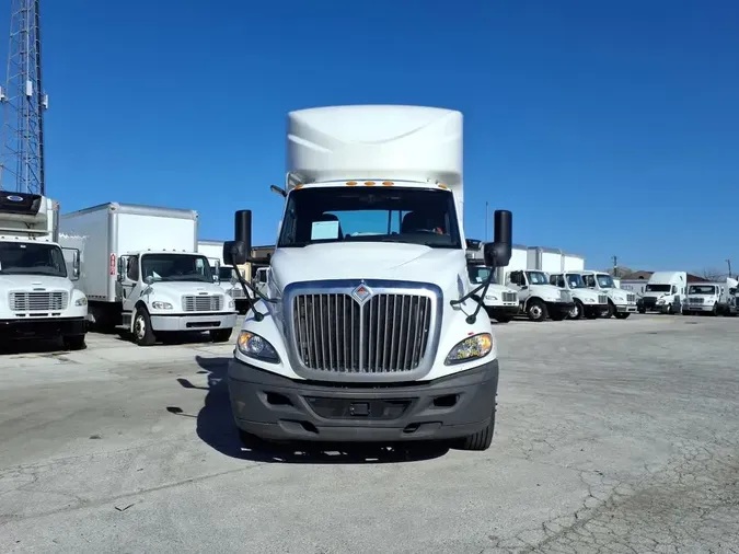2020 NAVISTAR INTERNATIONAL RH613 DAYCAB T/A