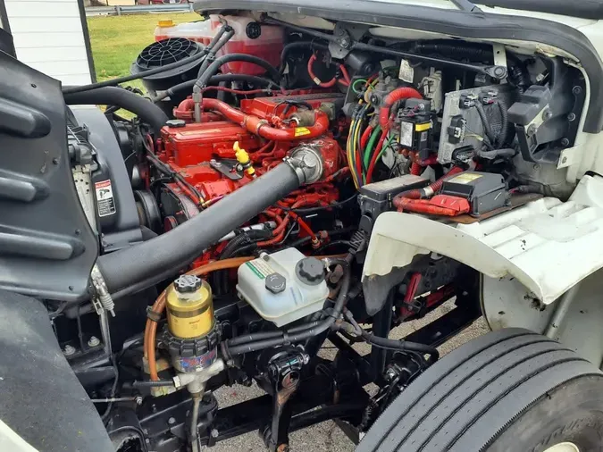 2020 FREIGHTLINER/MERCEDES M2 106