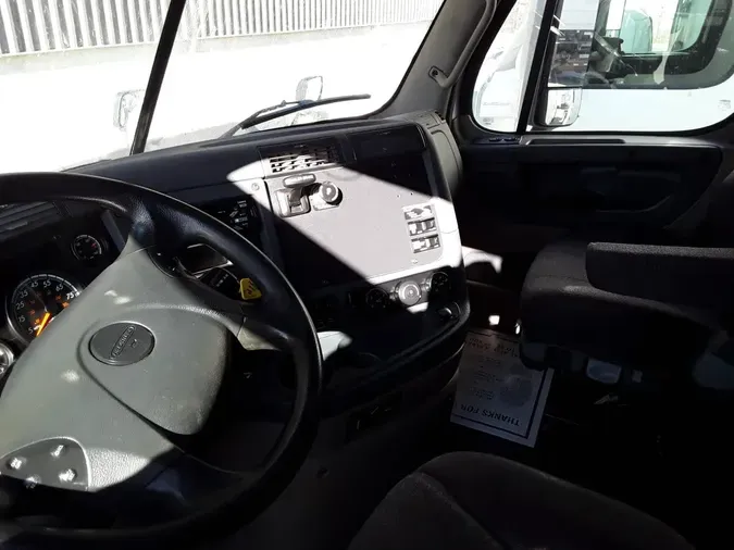 2020 FREIGHTLINER/MERCEDES CASCADIA 1250102494a025641d74e88d73d06b760cd