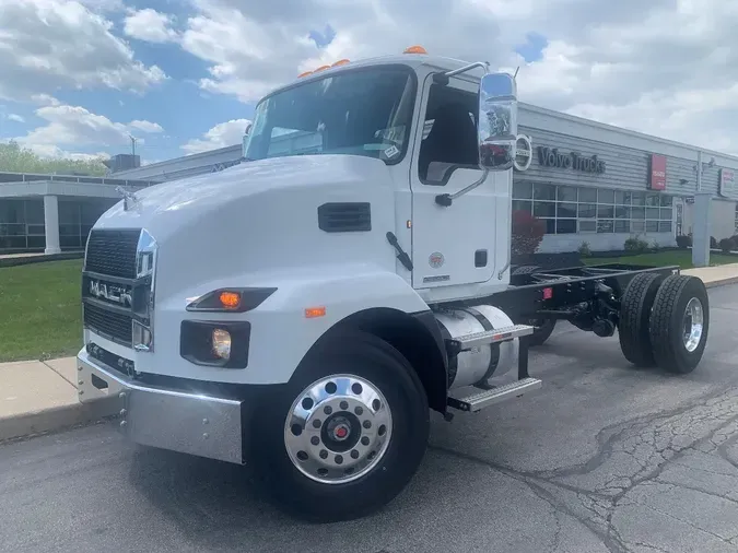 2026 MACK MD MD6 187 WB