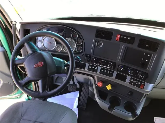 2021 KENWORTH T680