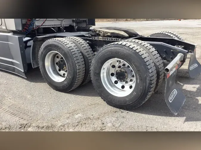 2024 Freightliner Cascadia 126