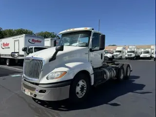 2019 NAVISTAR INTERNATIONAL LT625 DAYCAB T/A