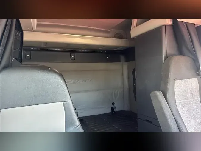 2021 FREIGHTLINER CA126