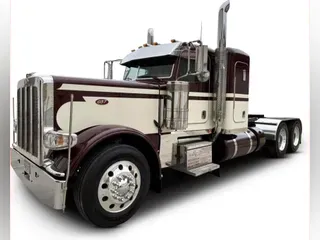 2023 Peterbilt 389