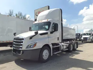 2019 FREIGHTLINER NEW CASCADIA PX12664
