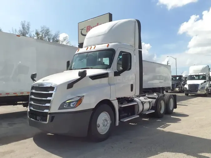 2019 FREIGHTLINER NEW CASCADIA PX126640106b19f124081ecd3412ec52f822d0e
