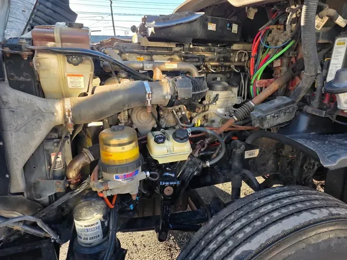 2019 FREIGHTLINER/MERCEDES CASCADIA 125