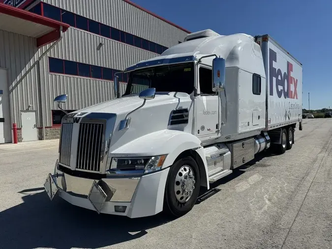 2019 Western Star 5700 XE