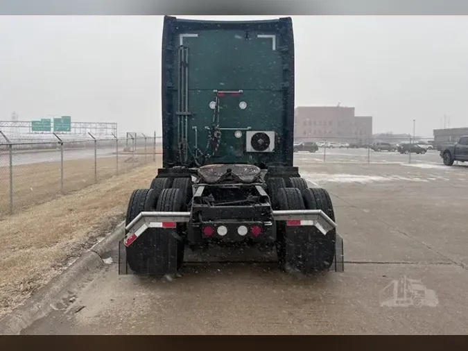 2021 KENWORTH T680