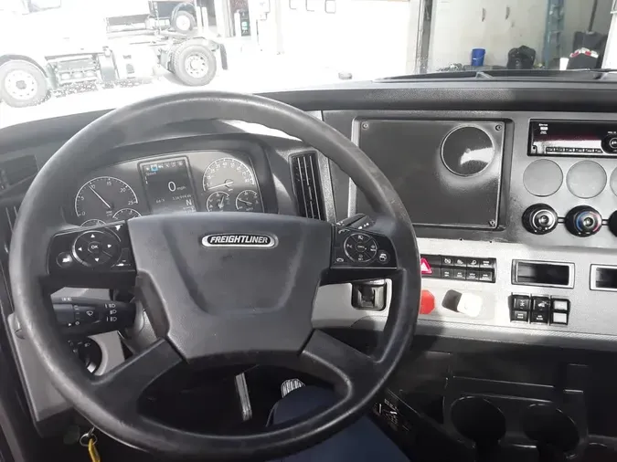 2018 FREIGHTLINER NEW CASCADIA PX12664