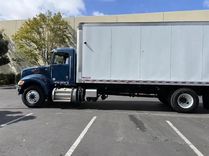 2021 PETERBILT 337