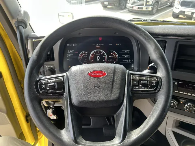 2024 Peterbilt 579