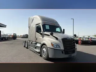 2025 Freightliner Cascadia 126