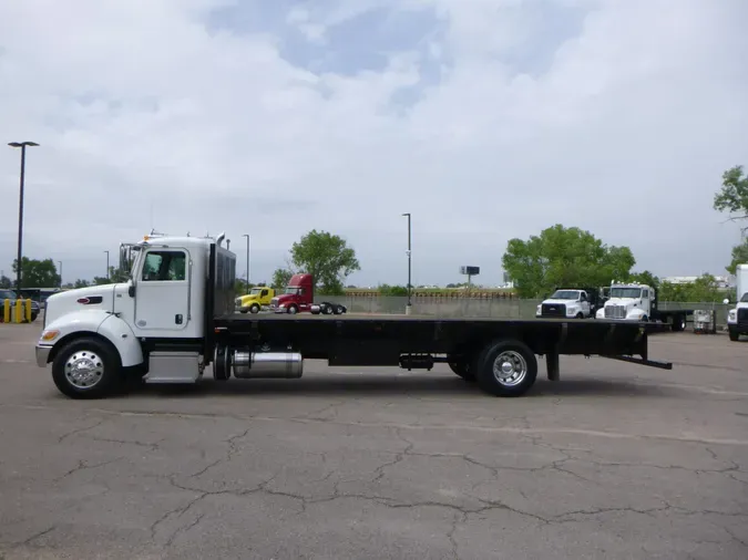 2020 Peterbilt 337