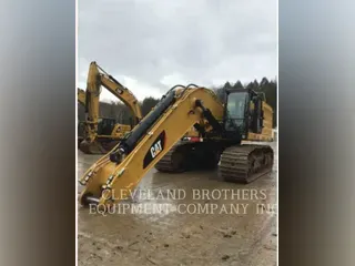 2016 CATERPILLAR 374F