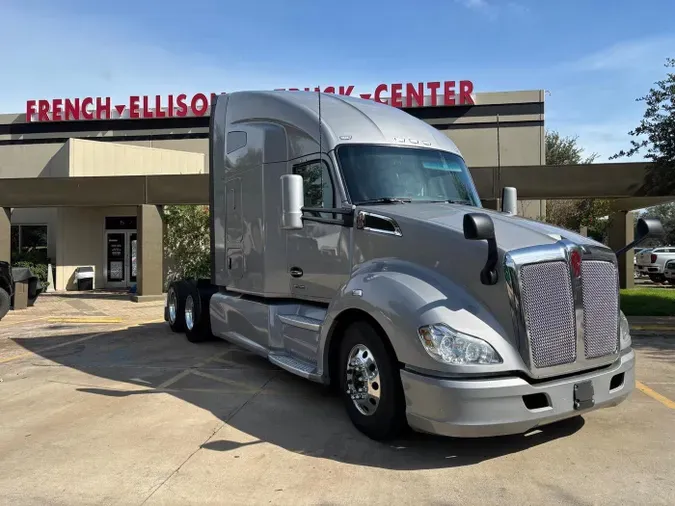 2022 Kenworth T680