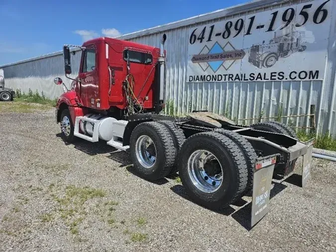 2004 FREIGHTLINER COLUMBIA 120