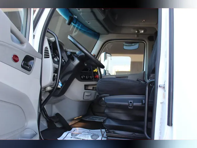 2022 Peterbilt 579