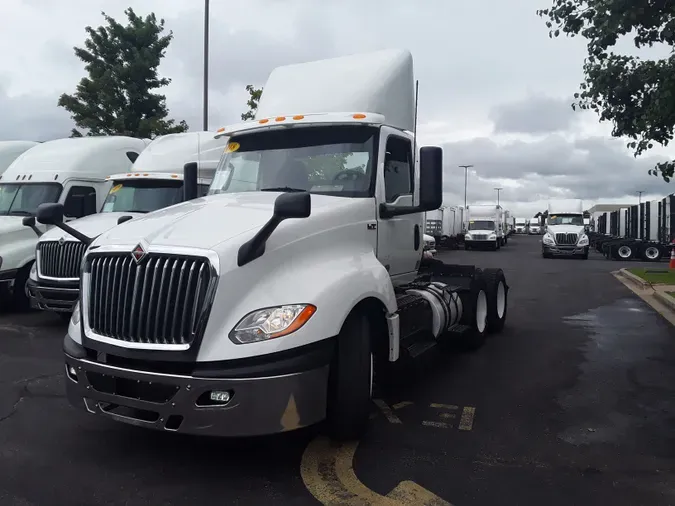 2018 NAVISTAR INTERNATIONAL LT625 DAYCAB T/A