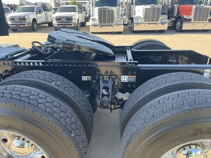 2023 Peterbilt 579