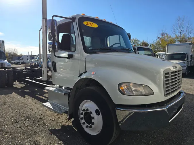 2017 FREIGHTLINER/MERCEDES M2 106