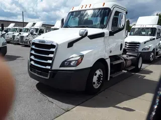 2020 FREIGHTLINER NEW CASCADIA 126