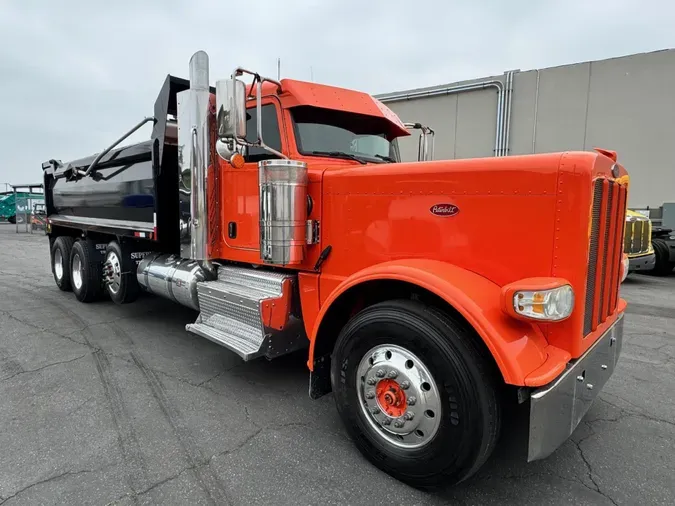 2017 Peterbilt 389